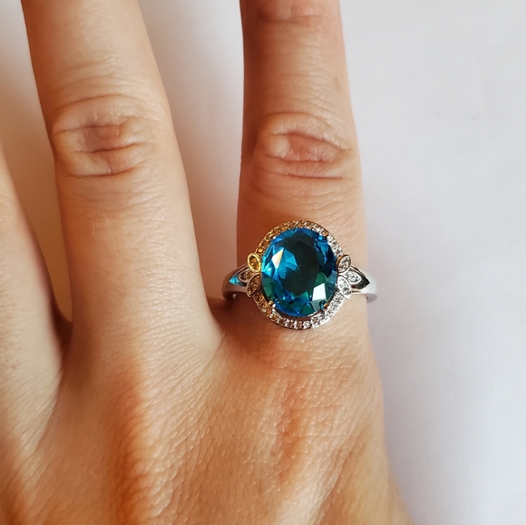 *RARE* Vintage 925 Sterling Aquamarine Ring - Picture 2 of 6